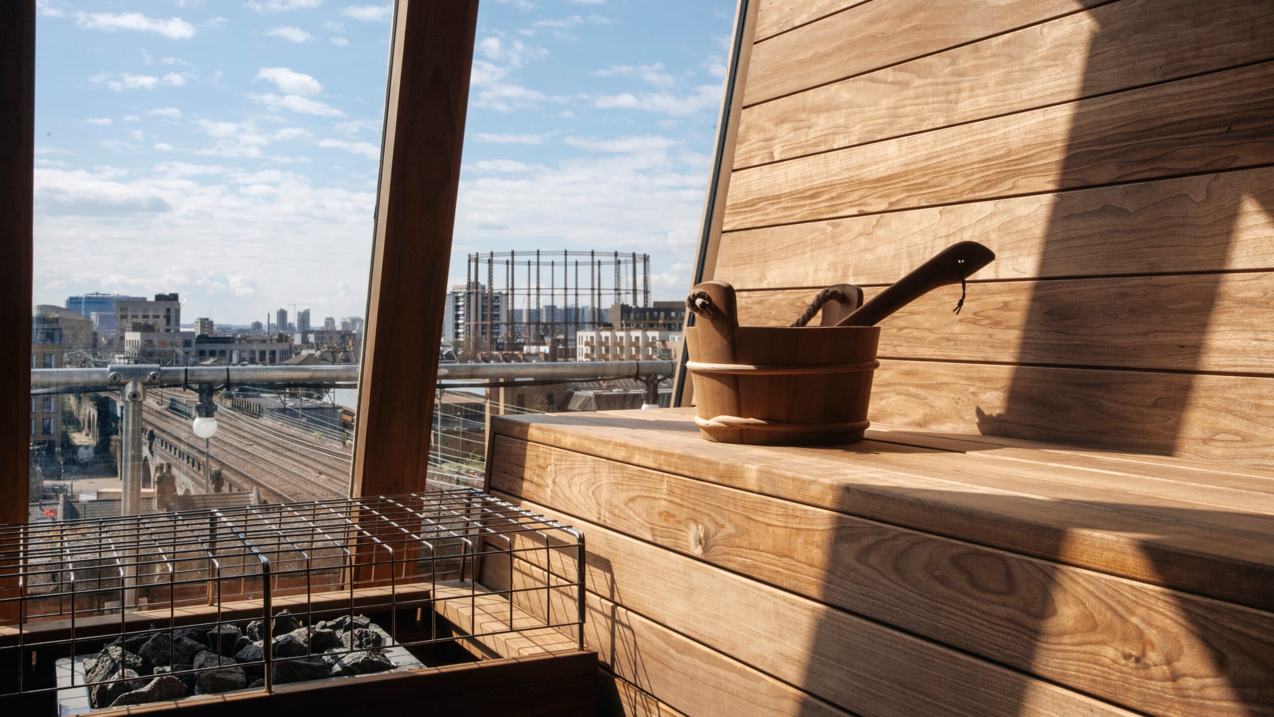Rooftop Saunas Hackney gallery image 4